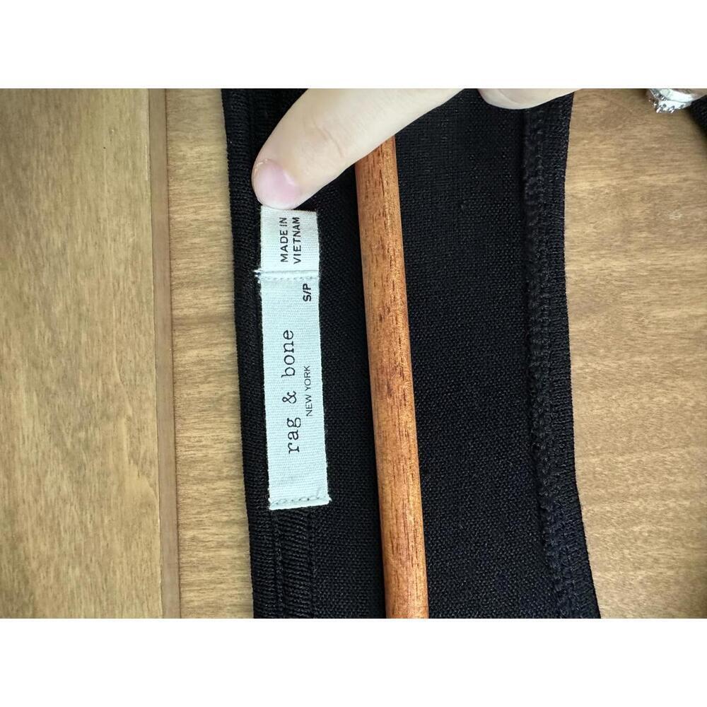 Rag & Bone Black Long Sleeve with Keyhole Cutout Back Women’s size Small​ - Picture 7 of 10